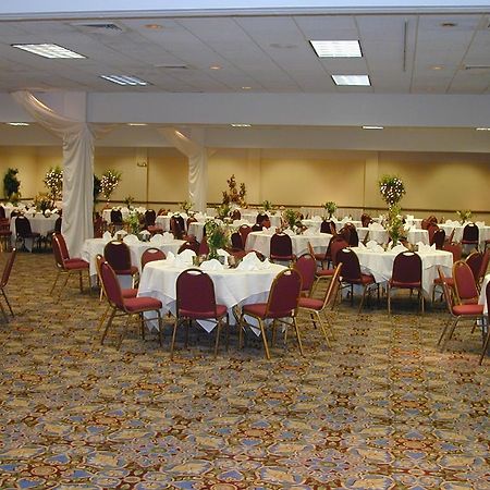 Ramada Plaza Hotel Columbus Extérieur photo